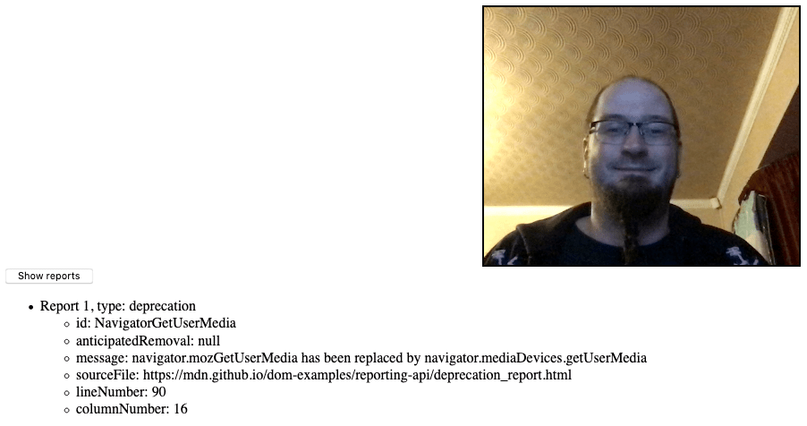 一个快乐的大胡子男人的形象,下面显示了关于一个被弃用的功能的各种统计数据